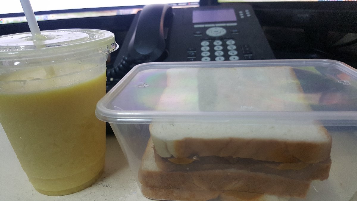 Sandwich ft Mango Shake #Baon #Food #Bread