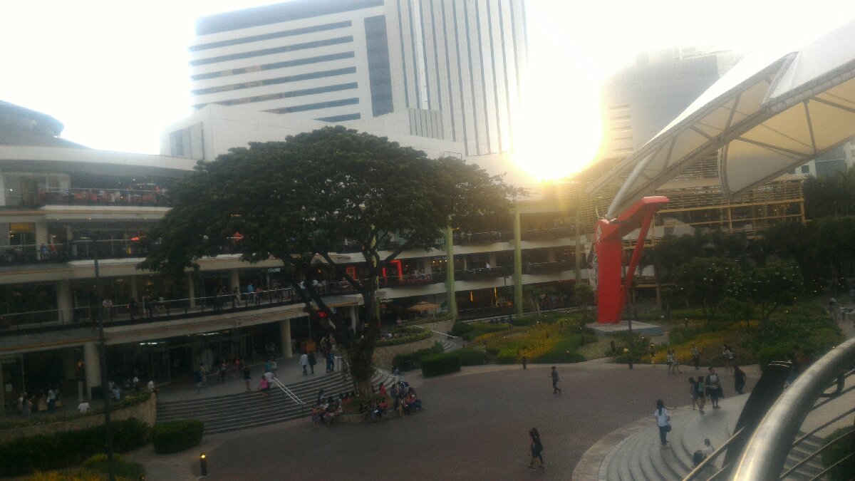 Singapore feels but this is Ayala tho