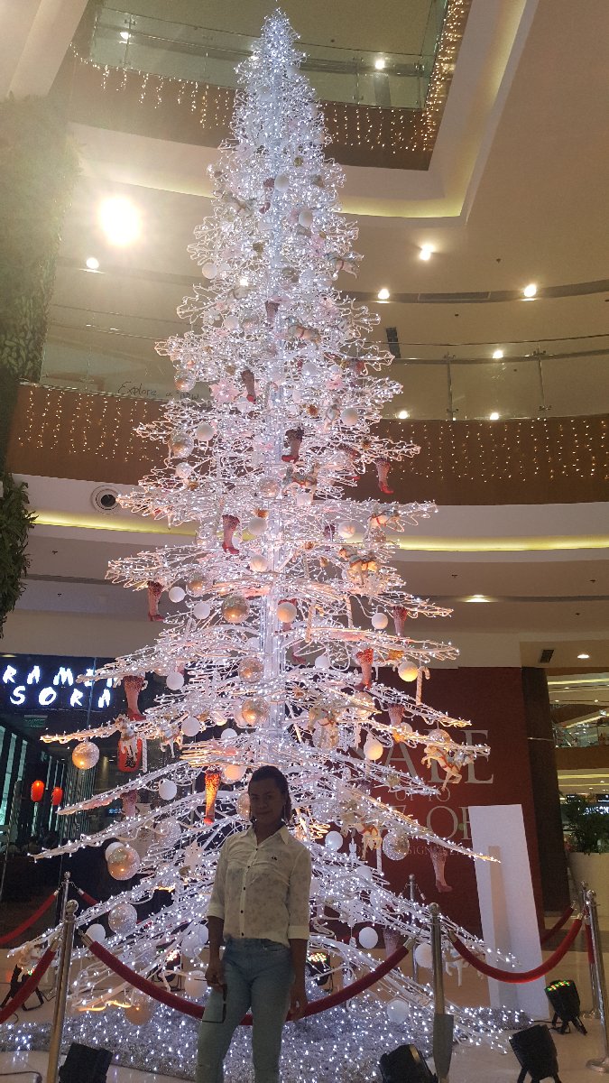 White Christmas Tree