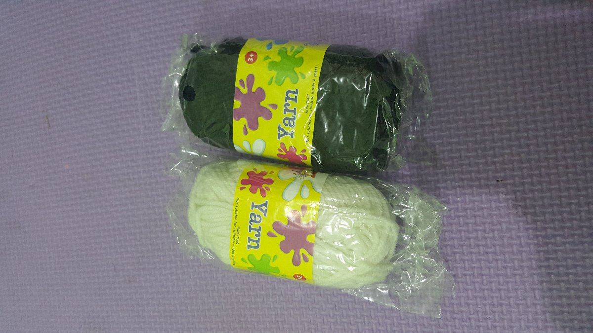 White and Black Yarns