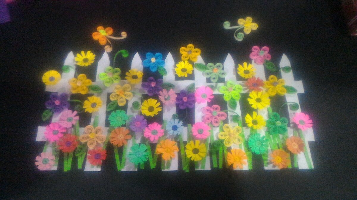 a cousin of mine asked me to nake a garden for her humanities projectso I made it