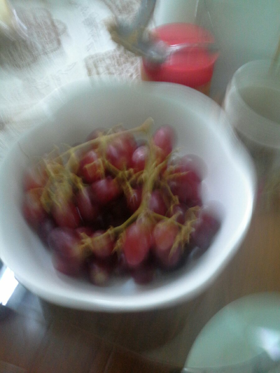grapes before going to Hanoi Center #wheninvietnam