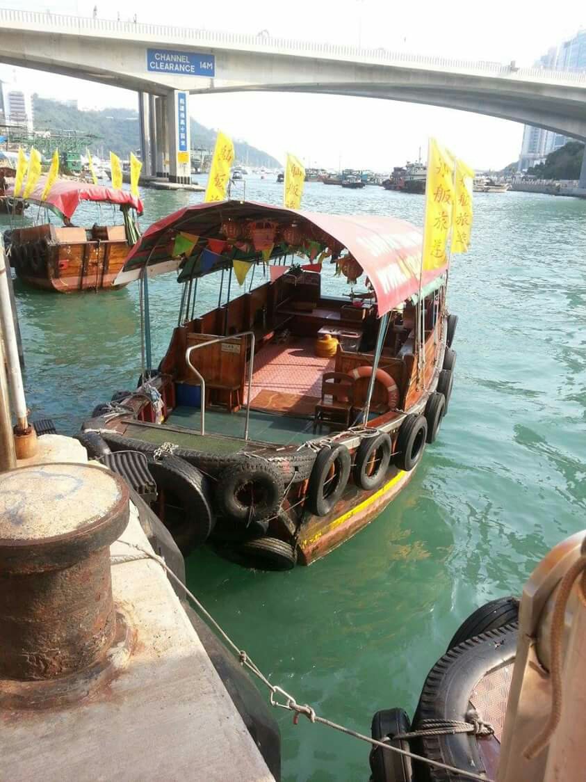 sampan ride