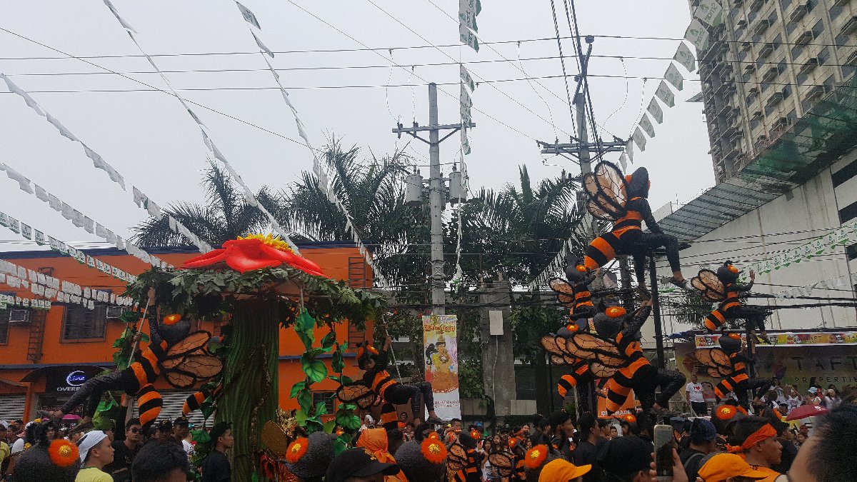 street dancing #Sinulog #Festival