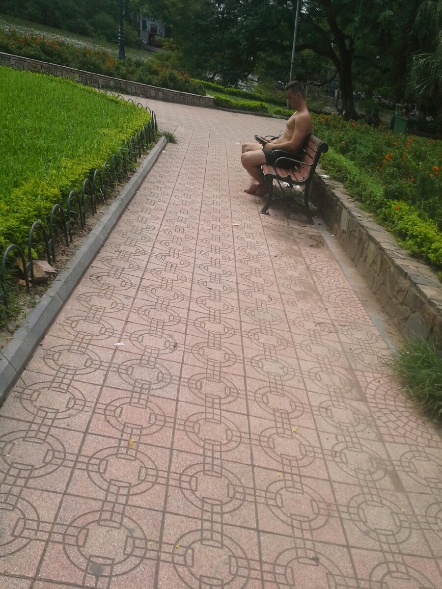 sun bathing #wheninvietnam #SummertimeinVietnam