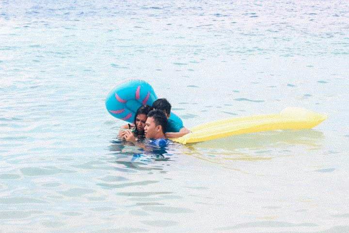 Editing while swimming hahahahh