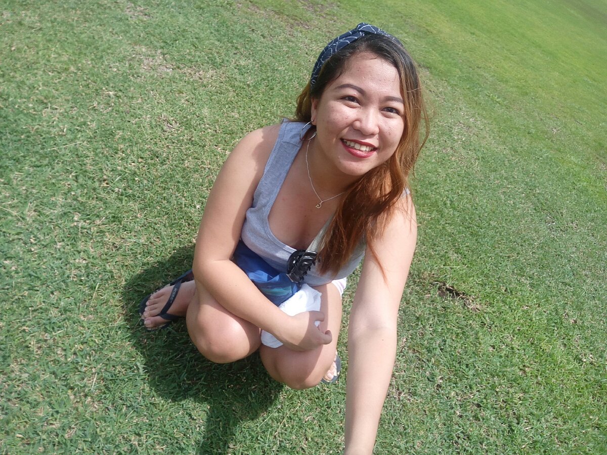 Enjoying the heat of the sun 