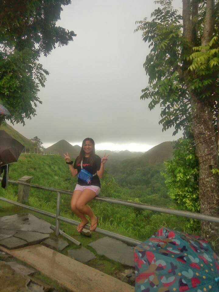 Rain or shine Hello Famous Chocolate Hills #travels