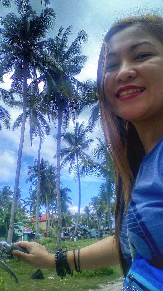 Wanna ride with me #coconutgirl #bikerider