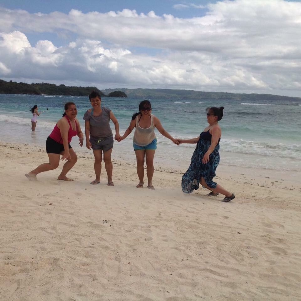 They want to take a groufie kind of flying instead, so much fun with her friends