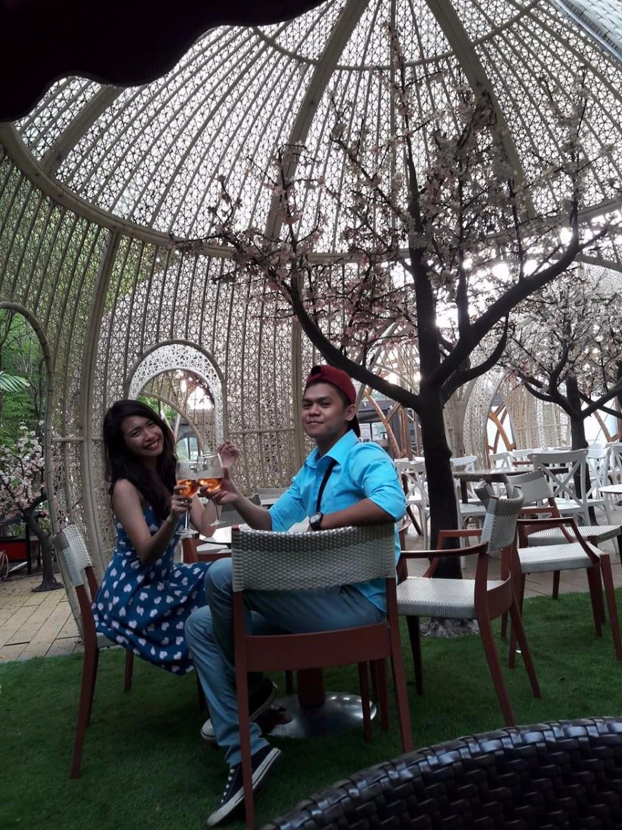 Cheers, wine, la vie