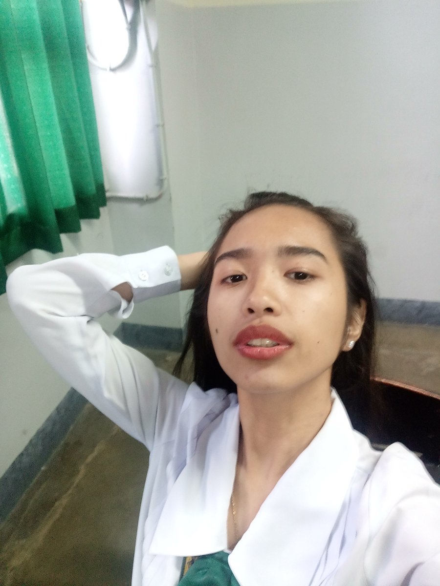 Haha the kamit ulo pose