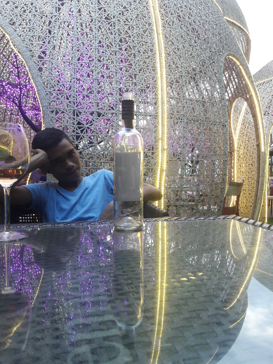 @lavie , with babe, wine, post birthday celeb