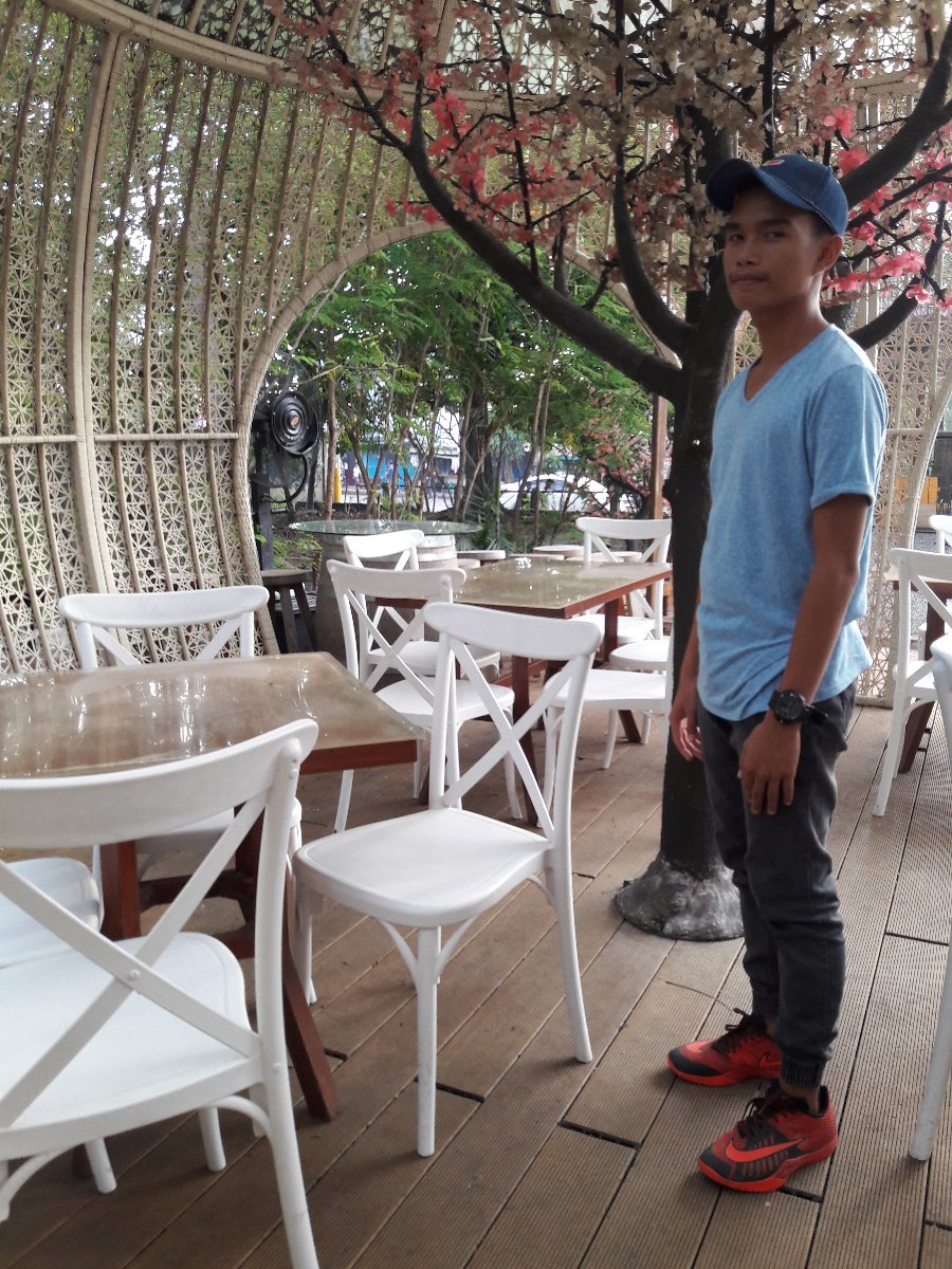 little bro , @ lavie