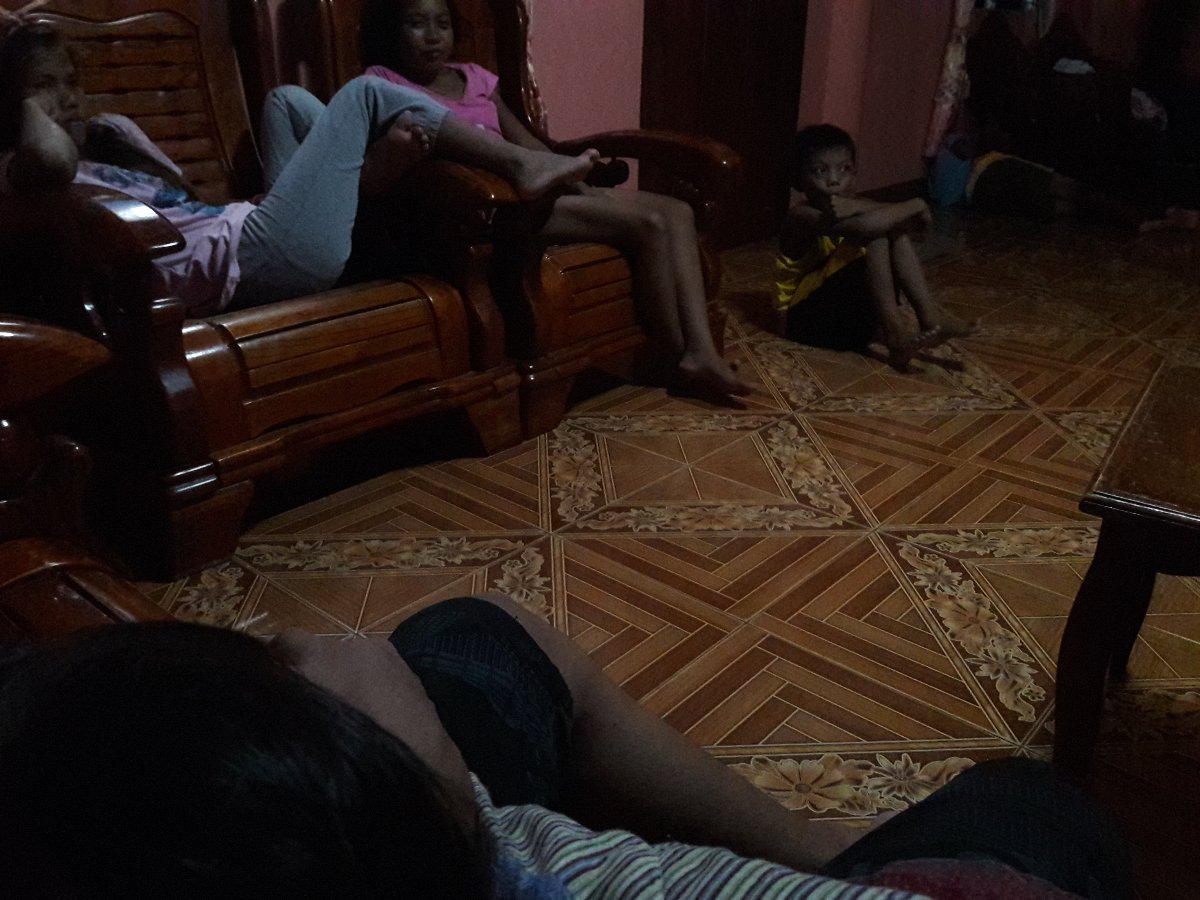 movie marathon, with cousins, at house, watching sing