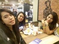 Burger king baboy look hungry