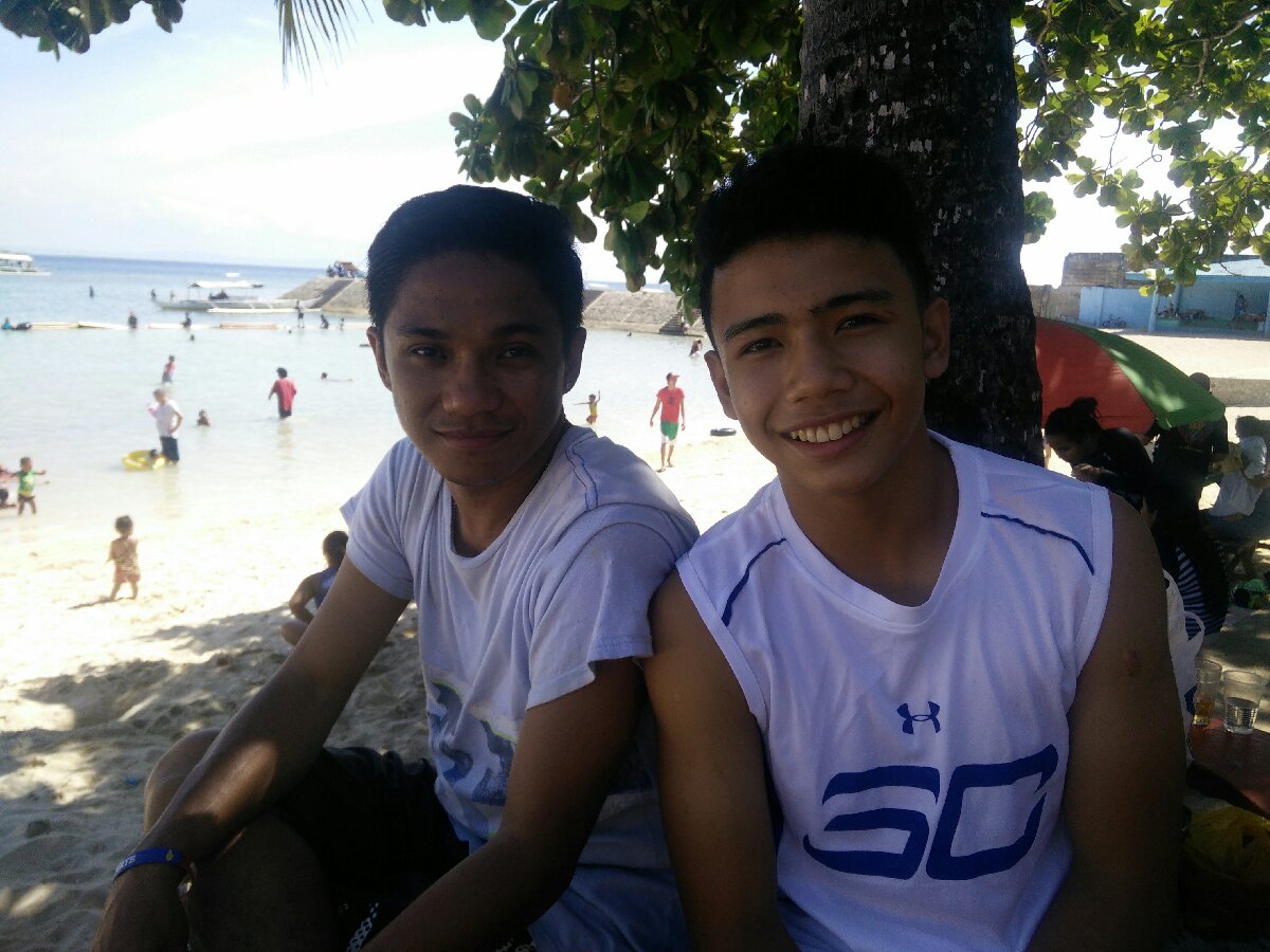 bro and bro