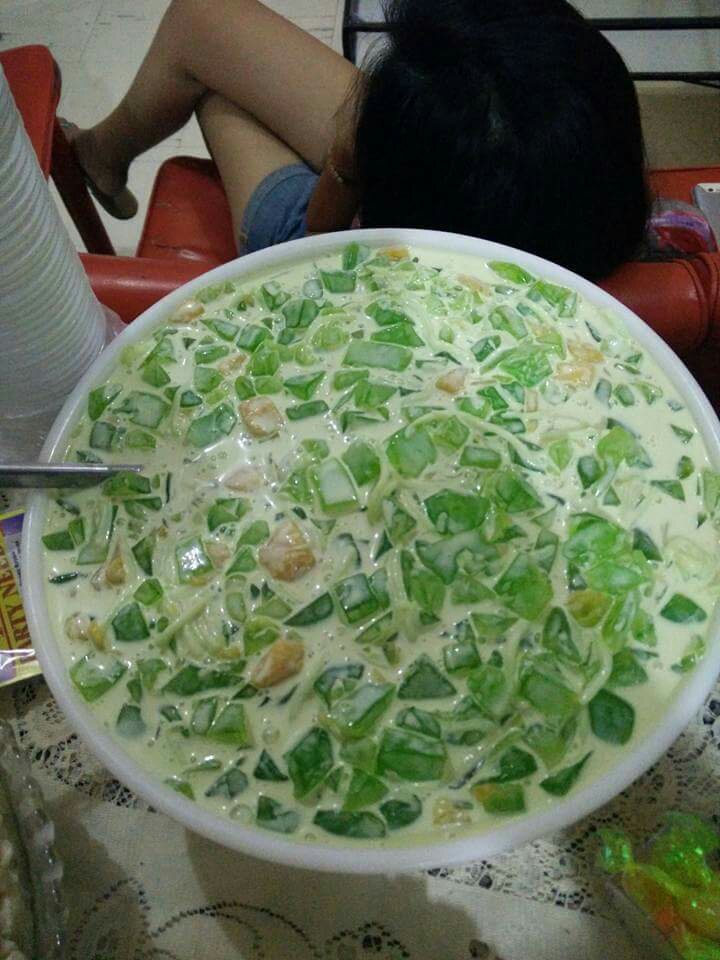 gelatin salad anyone