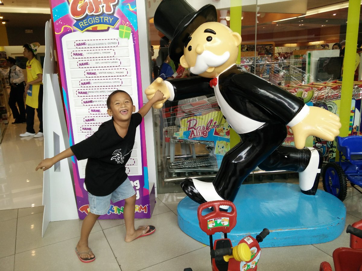 mommasboi, Monopoly
