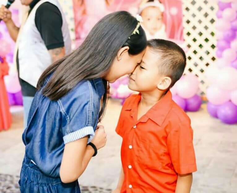 nose to nose