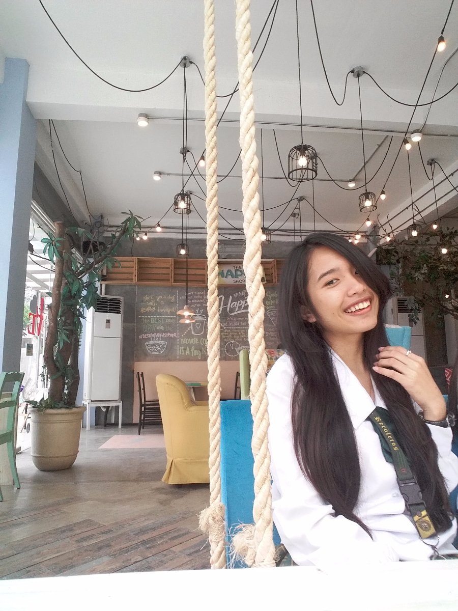 Just play with the camera