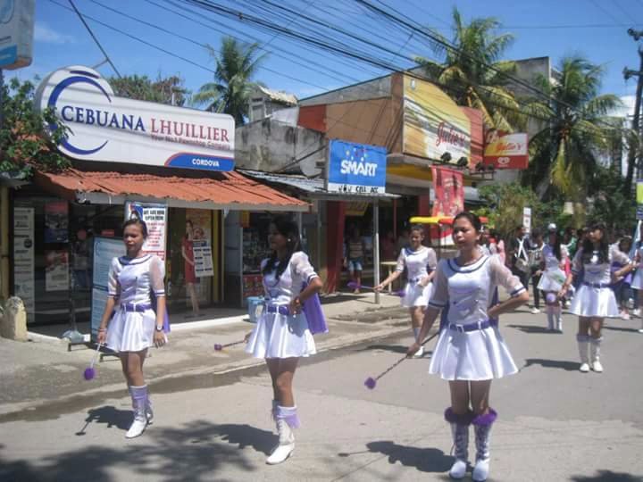 Red team, parade, tournament, friends, classmates