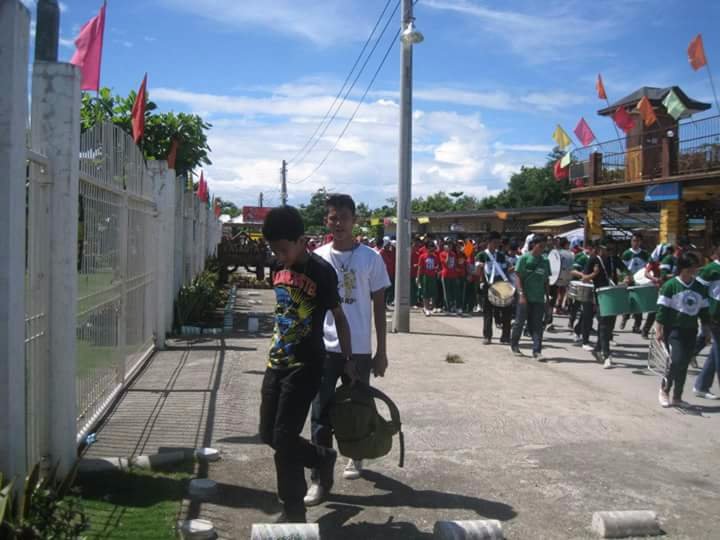 Red team, parade, tournament, friends, classmates