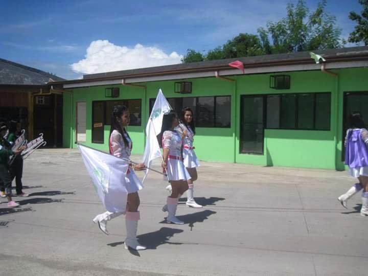 Red team, parade, tournament, friends, classmates