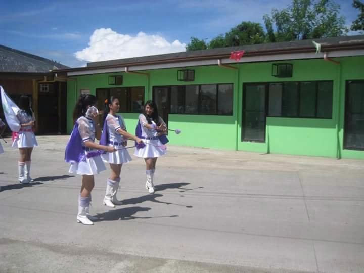 Red team, parade, tournament, friends, classmates