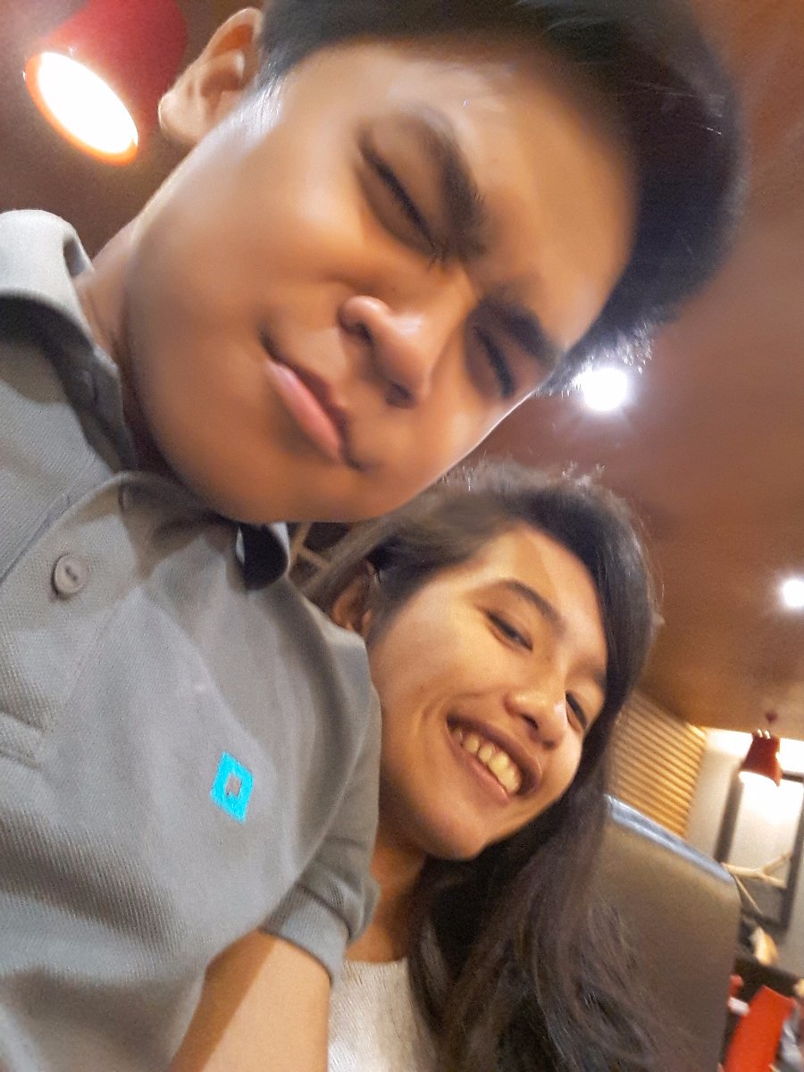 jonies, sm , with babe