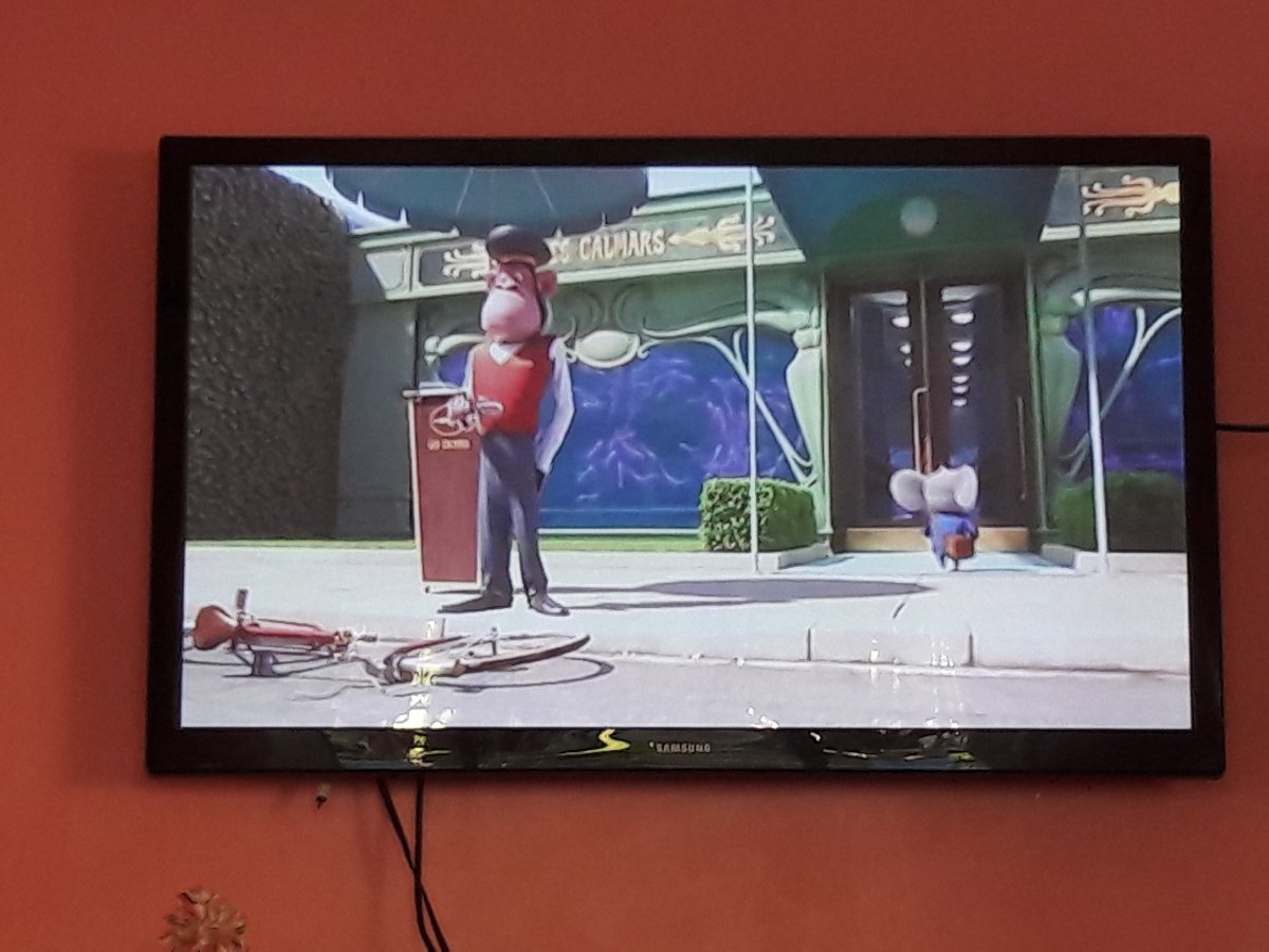 movie marathon, sing , irich as subject , movie