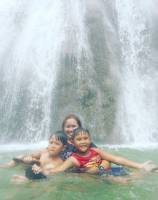 Auntie, can umantad falls