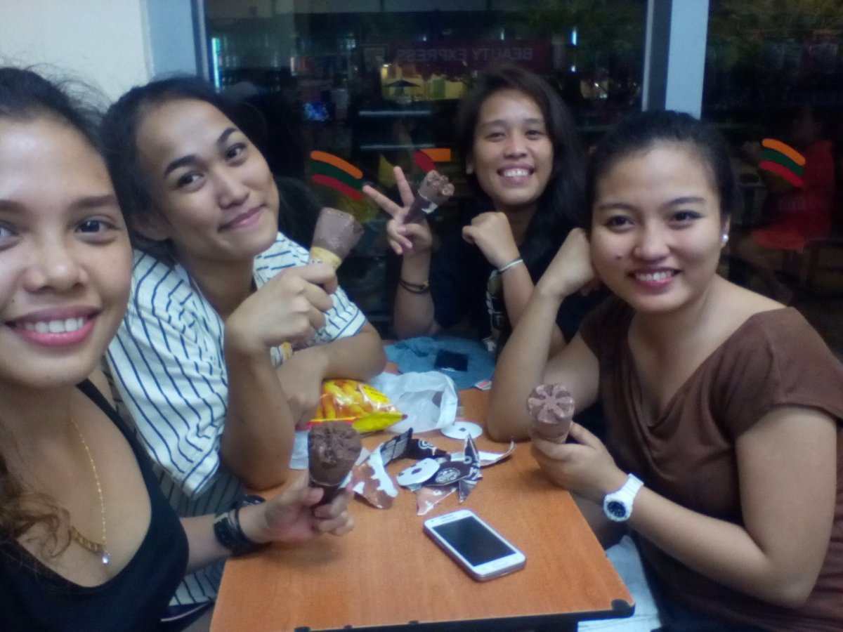 With BFs enjoying icecream