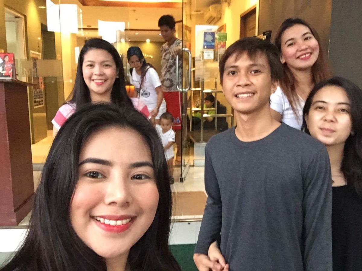 #HrmDays #Friends