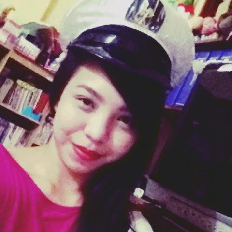 selfie addict