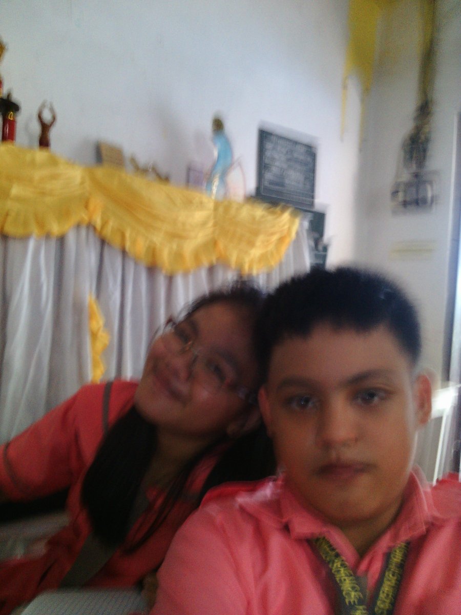 Classmates, classroom, pink