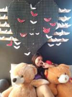 wing one cafe, big hugs