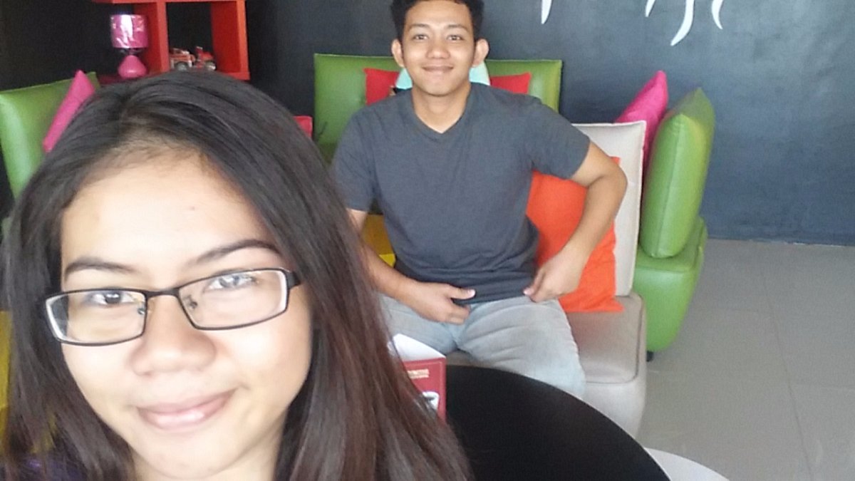 wing one cafe, chill