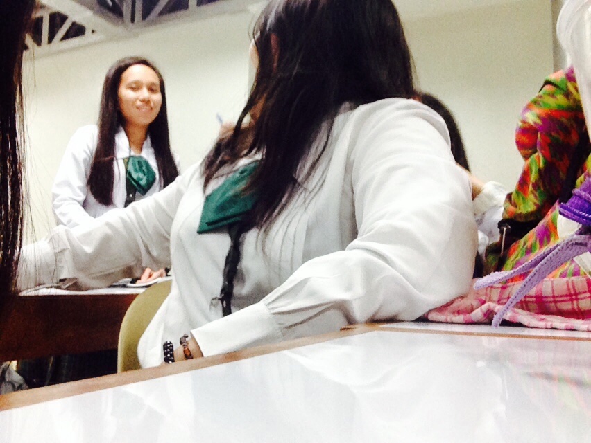 Ay, talikod