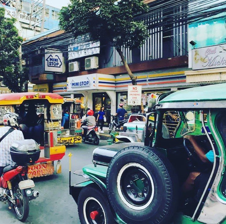 Busy street, jeepneys