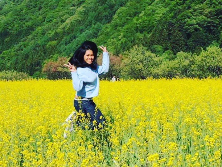 Jumpshot, smile, happiness, peace