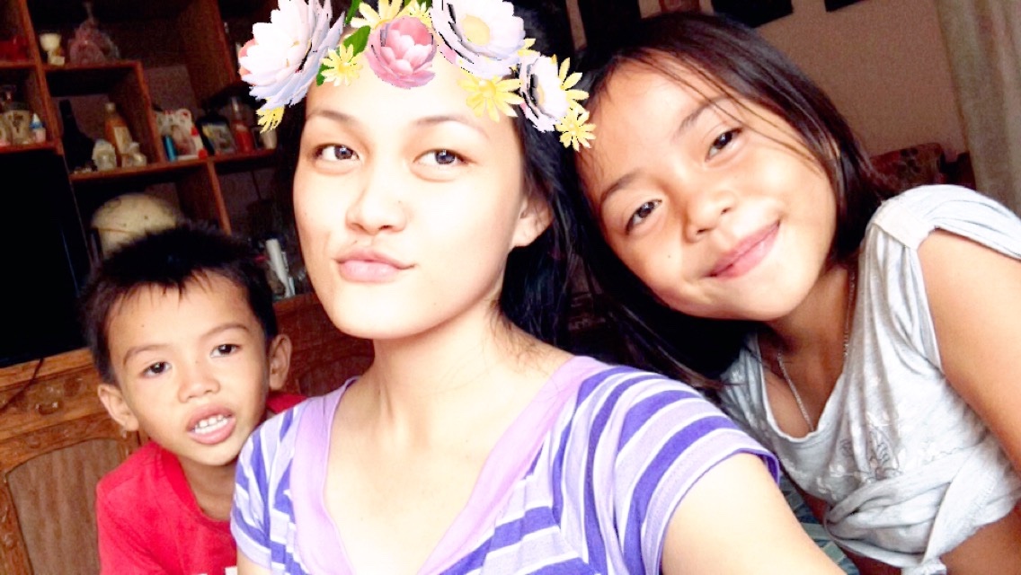 Mga bata