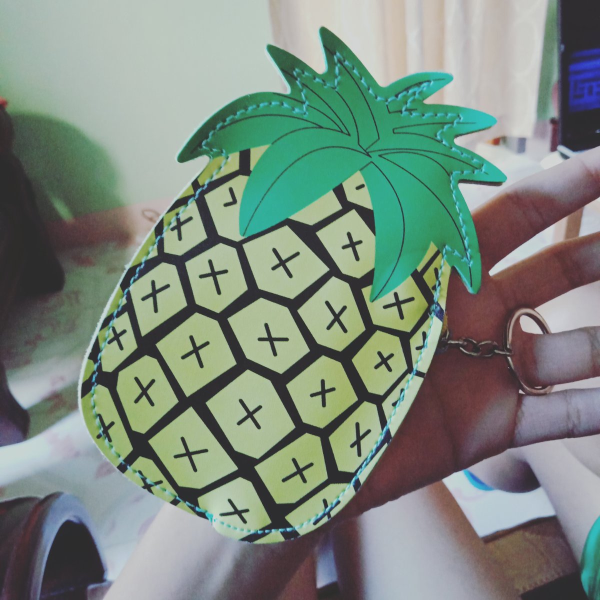Pineapple wallet