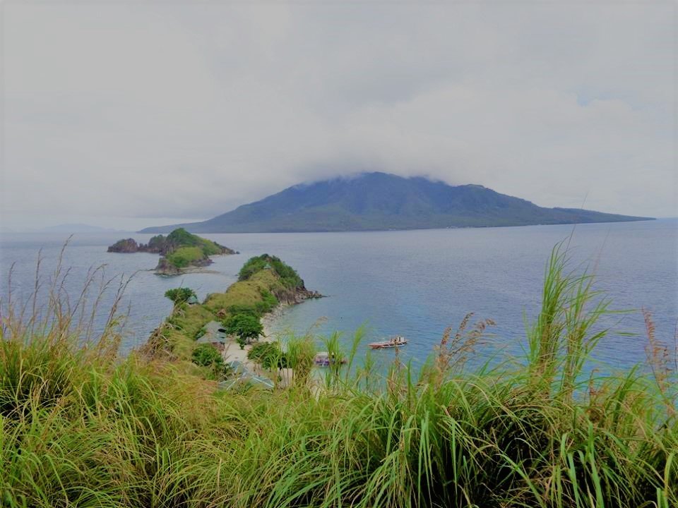 green feat blue feat white, nature is love