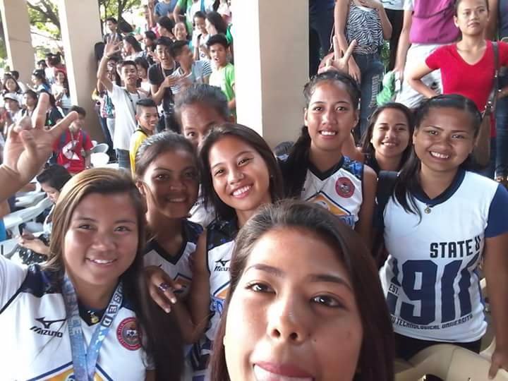 Groufie before the game
