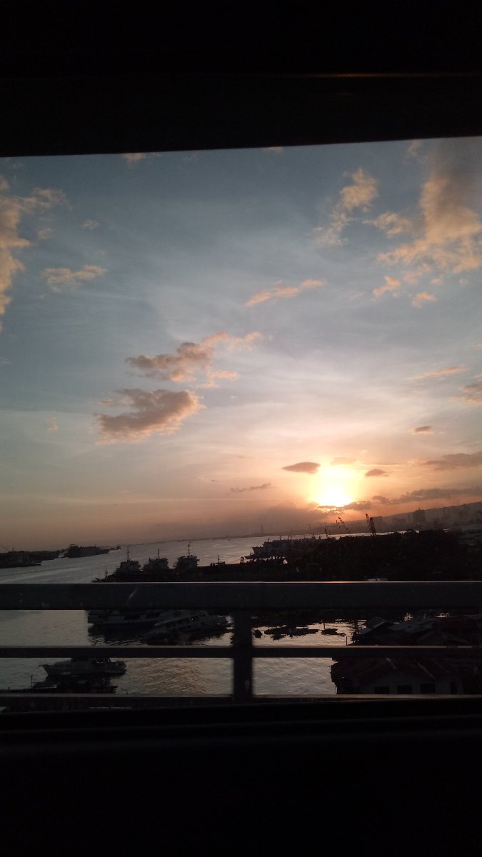 sunset,afternoon