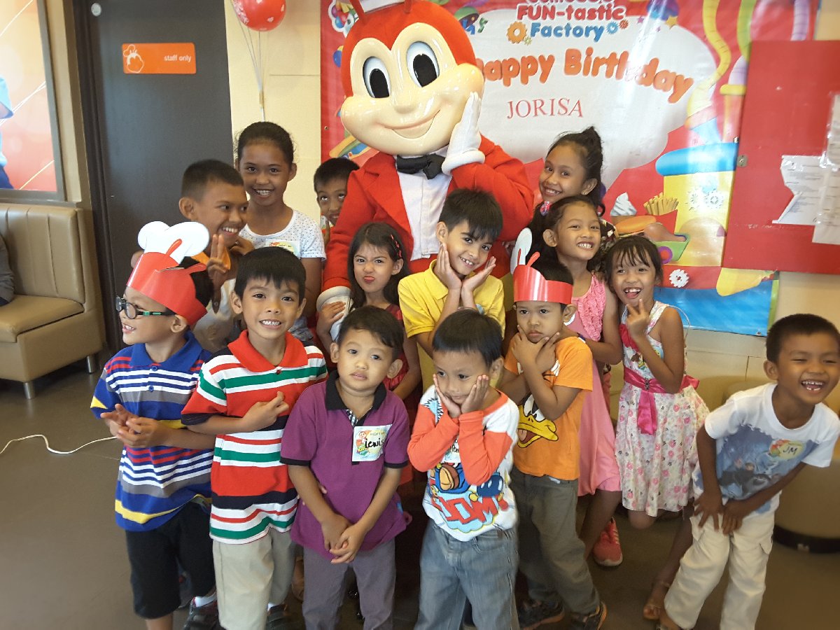 Jolibee party for the cheeky girl, Metro, Cebu city, Philippines