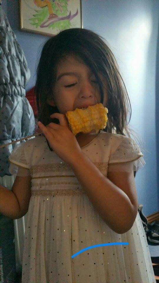 nomnomnom, she really loves corn on the cob