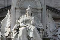 Queen Victoria Statue, outside Buckingham Palace, London, UK