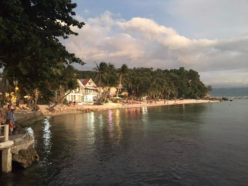 Diniwid beach